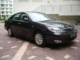 2004 Toyota Camry Pics
