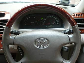 2004 Toyota Camry Wallpapers