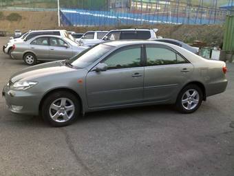 2004 Toyota Camry Pictures