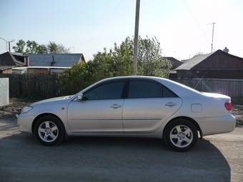 2004 Toyota Camry Photos