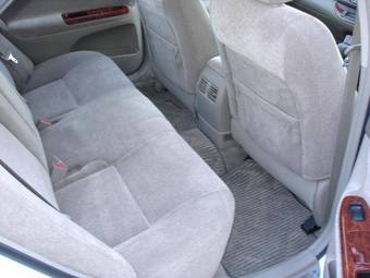 2004 Toyota Camry Pictures