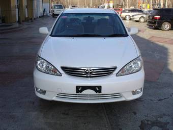 2004 Toyota Camry Wallpapers