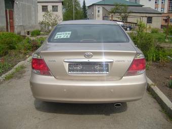 2004 Toyota Camry Photos