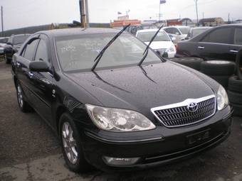 2004 Toyota Camry Pictures