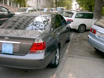 2004 Toyota Camry Pics
