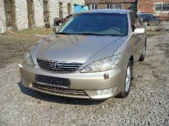 2004 Toyota Camry Photos