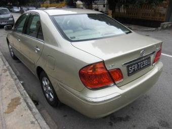 2004 Toyota Camry Pictures