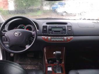 2004 Toyota Camry Pictures