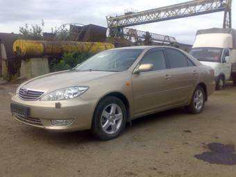 2004 Toyota Camry Photos