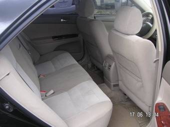 2004 Toyota Camry Photos