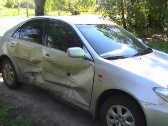 2004 Toyota Camry Photos