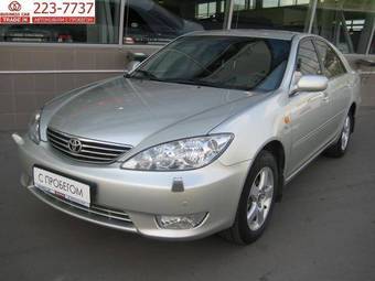 2004 Toyota Camry Pictures
