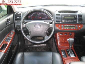 2004 Toyota Camry Photos