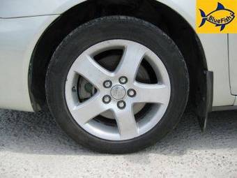 2004 Toyota Camry Photos