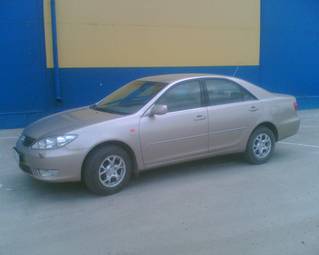 2004 Toyota Camry Photos