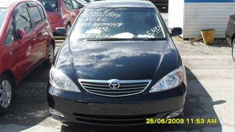 2004 Toyota Camry Photos