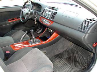 2004 Toyota Camry Photos