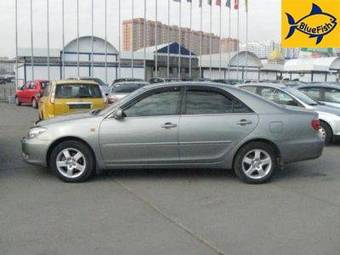 2004 Toyota Camry Pictures