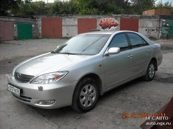 2004 Toyota Camry Photos