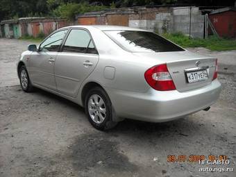 2004 Toyota Camry Photos