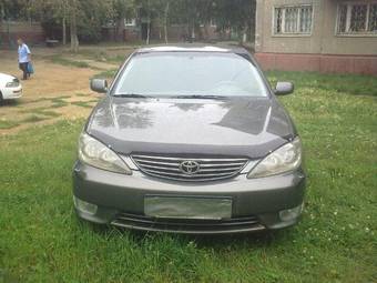 2004 Toyota Camry Photos
