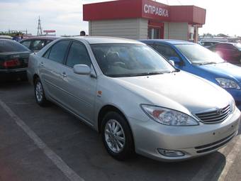 2004 Toyota Camry Photos