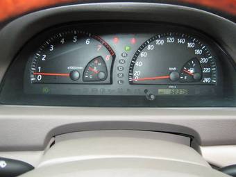 2004 Toyota Camry Pictures