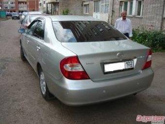 2004 Toyota Camry Photos