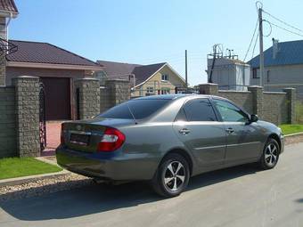 2004 Toyota Camry Pictures