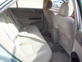 2004 Toyota Camry Photos