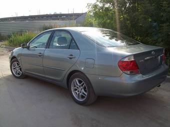 2004 Toyota Camry Images