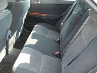 2004 Toyota Camry Pictures