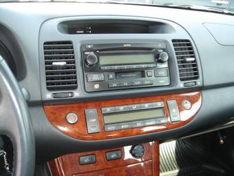 2004 Toyota Camry Pics