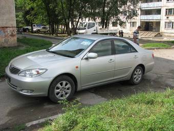 2004 Toyota Camry Photos