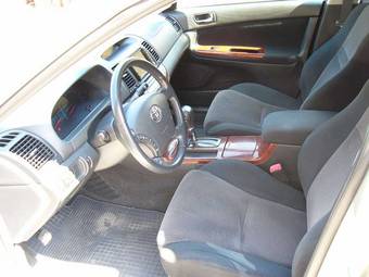 2004 Toyota Camry Pictures