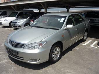 2004 Toyota Camry Pictures