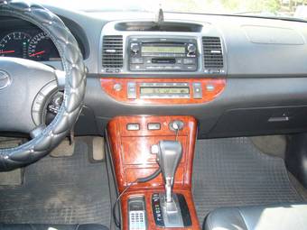 2004 Toyota Camry Photos