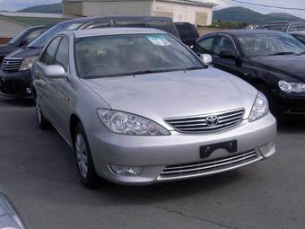 2004 Toyota Camry Pics