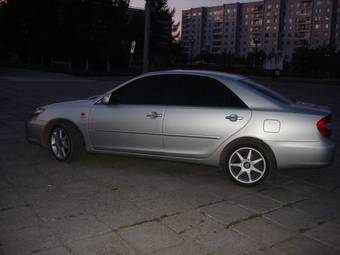 2004 Toyota Camry Pictures