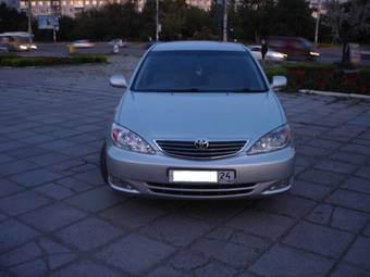2004 Toyota Camry Photos