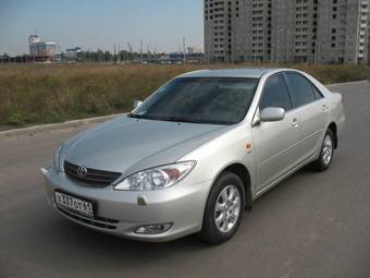 2004 Toyota Camry Photos