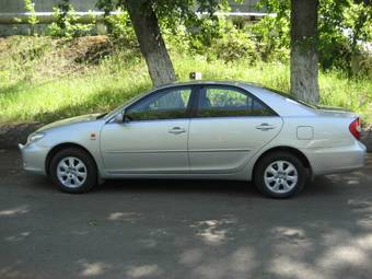 2004 Toyota Camry Pictures