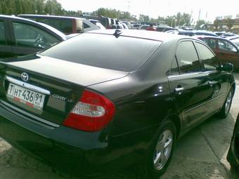 2004 Toyota Camry Photos