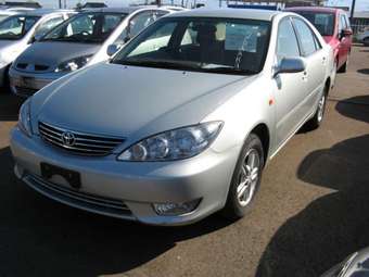2005 Toyota Camry Pictures