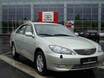 2005 Toyota Camry Pictures