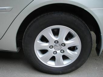 2005 Toyota Camry Photos