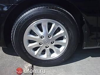 2005 Toyota Camry Pictures