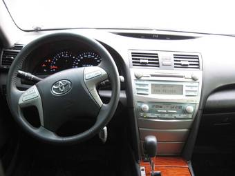 2009 Toyota Camry Pictures