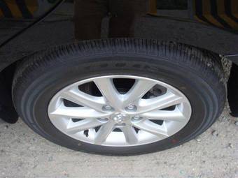 2010 Toyota Camry Pictures