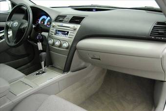 2010 Toyota Camry Pics